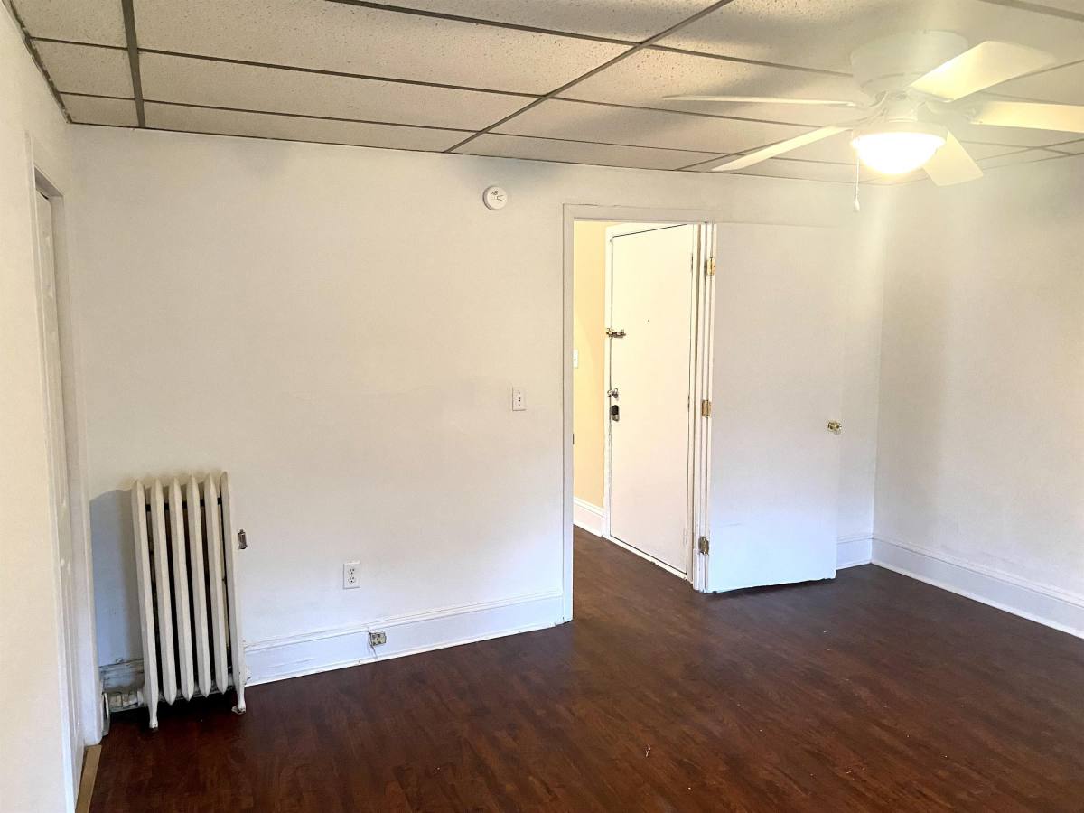 613 Madison Ave, Scranton, PA 18510 - Apartment for Rent - Image 2