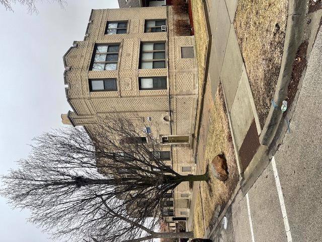 Apartment for rent at 9051-9055 S Ada St, Chicago, IL 60620