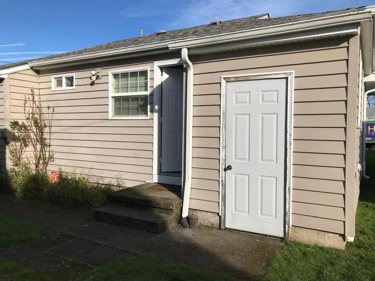 Apartment for rent at 133 NE 52nd, Portland, OR 97213