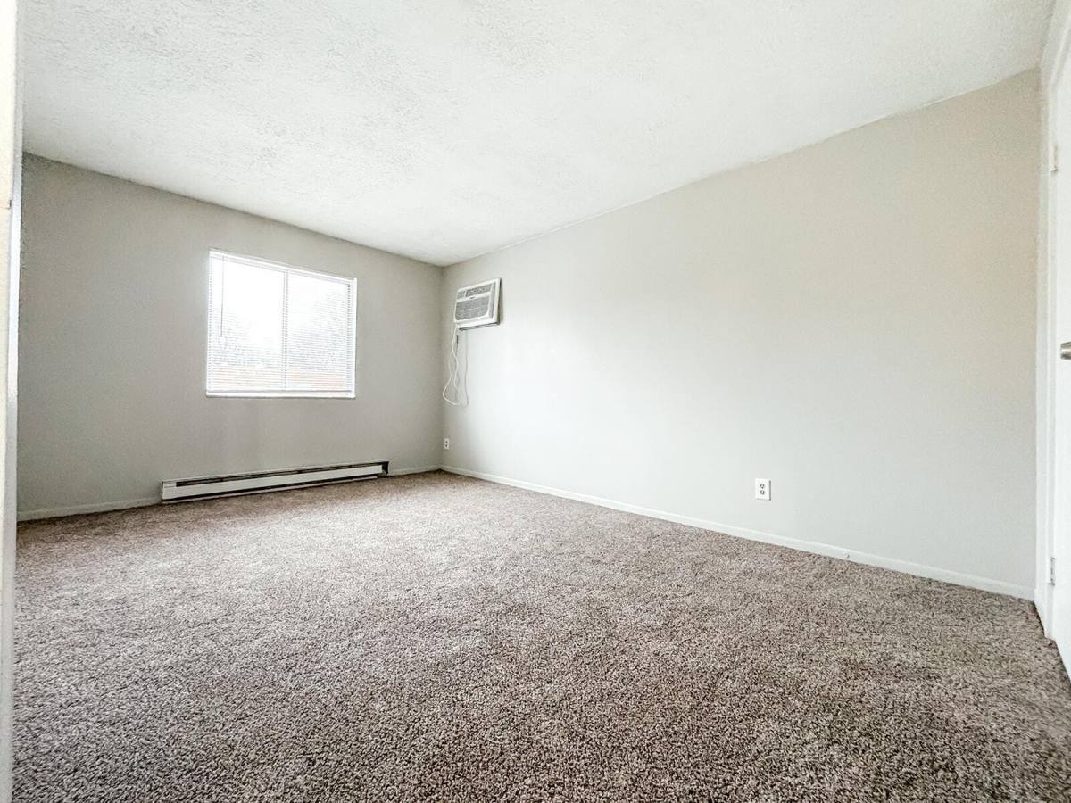 Apartment for rent at Royal Sentry, 2846 Harrison Ave #1, Cincinnati, OH 45211