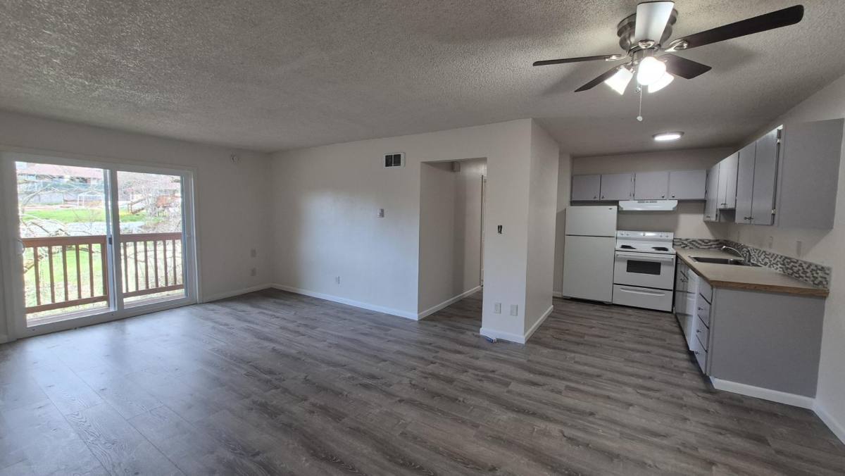 Apartment for rent at 3410-3440 SW Alice St #35, Portland, OR 97219