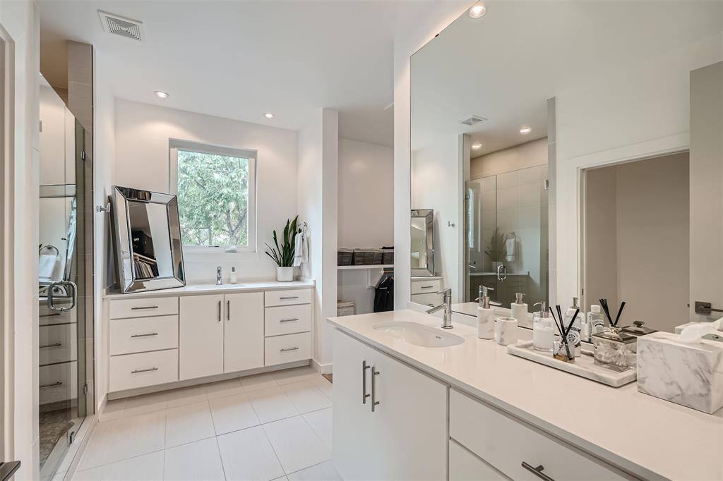 Townhouse for rent at 705 E Monroe St, Austin, TX 78704