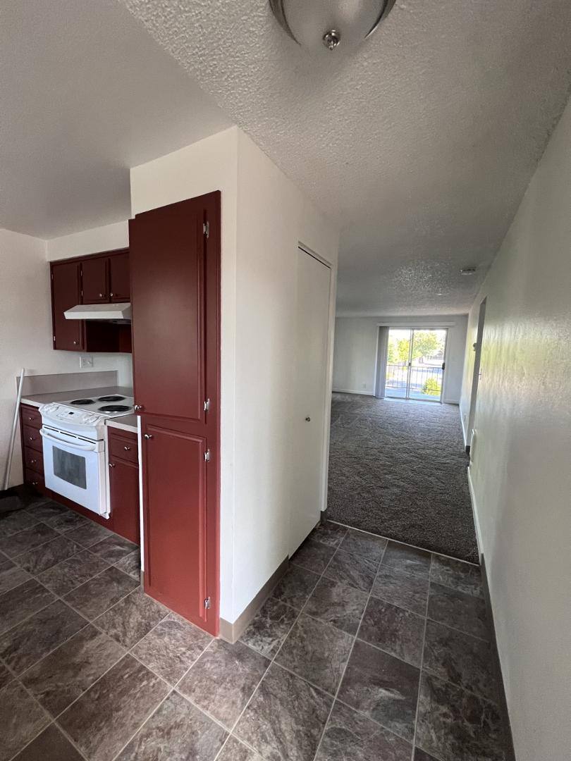 Apartment for rent at Silverona, 3472 - 3482 Hadley St NE #3478, Salem, OR 97301