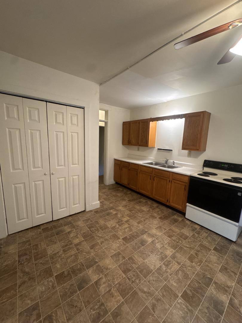 Apartment for rent at 143 S Main St, Manheim, PA 17545