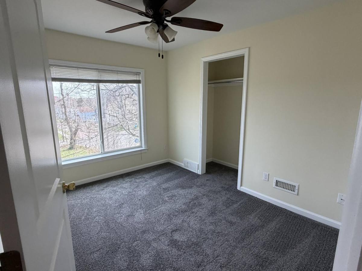 Apartment for rent at 1071 Ackley St #1, Akron, OH 44306
