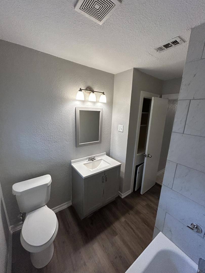Apartment for rent at Little Farms, 301 W Austin #2, Pasadena, TX 77502