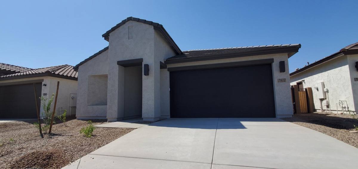 House for rent at 7812 N 79th Dr, Glendale, AZ 85303