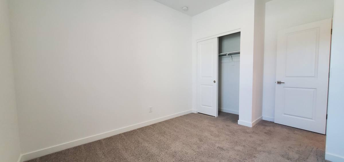 House for rent at 7812 N 79th Dr, Glendale, AZ 85303