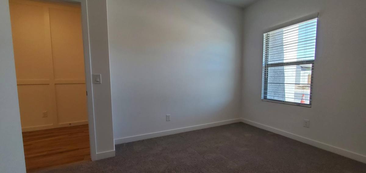 House for rent at 7812 N 79th Dr, Glendale, AZ 85303