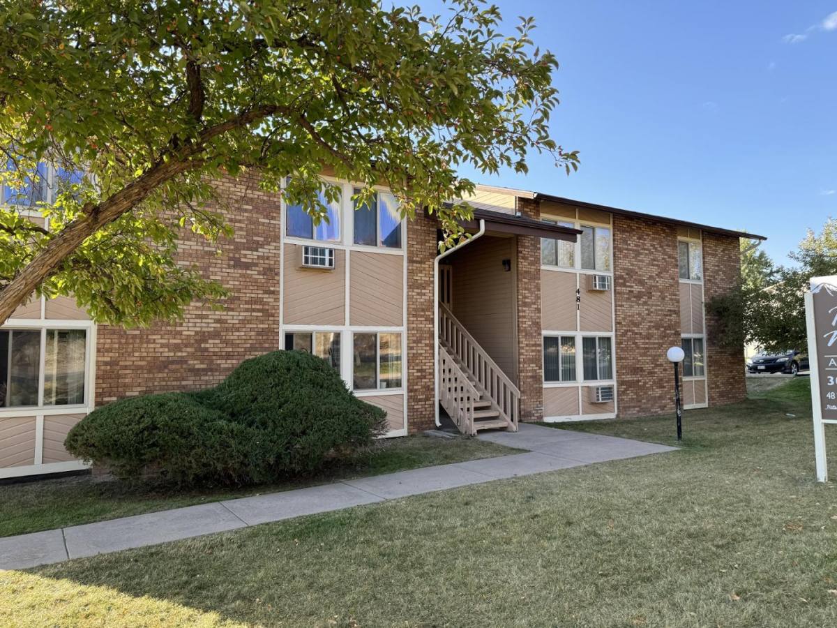 Apartment for rent at Pinon Manor, 481 S Oman Rd, Castle Rock, CO 80104