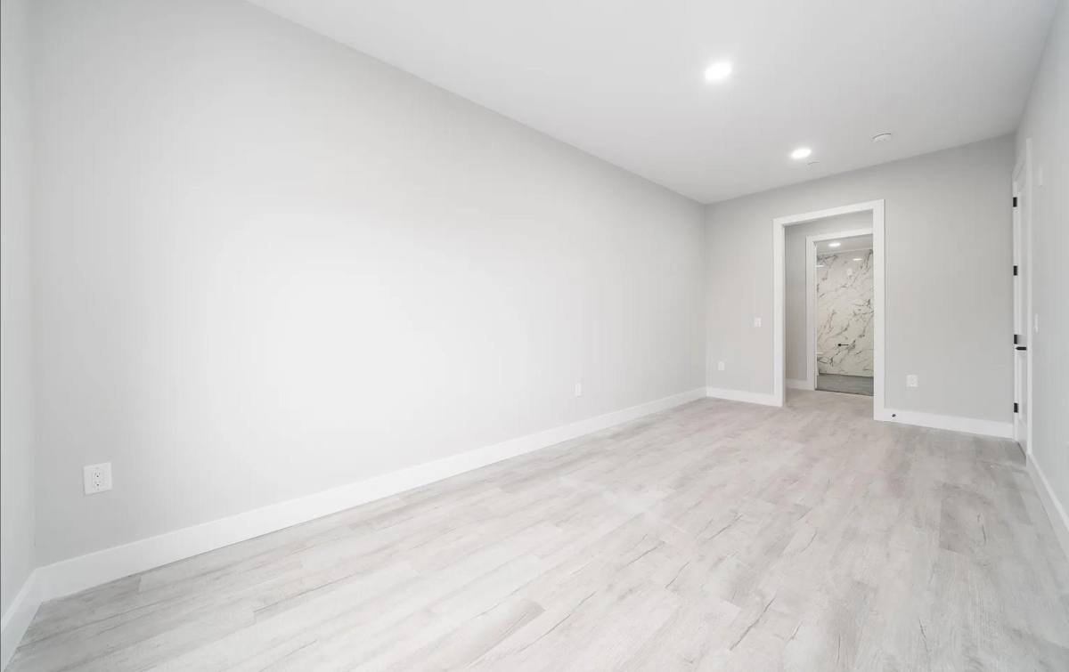 Apartment for rent at 187 Culver Ave, Jersey City, NJ 07305