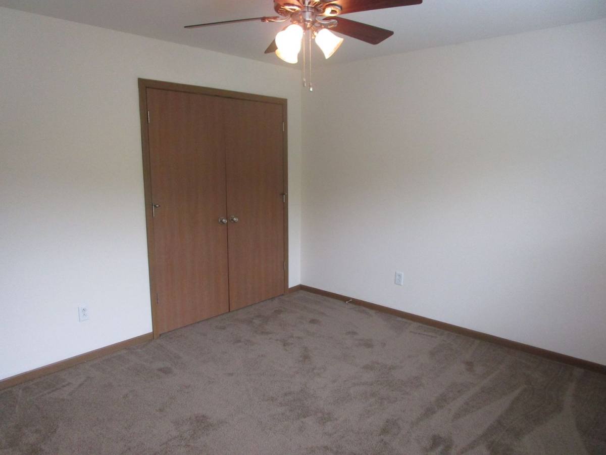 Apartment for rent at 605-607 Glenstone Dr, Columbia, MO 65201