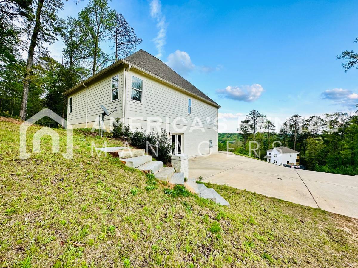 House for rent at 3690 Kirkstone Way, Birmingham, AL 35216