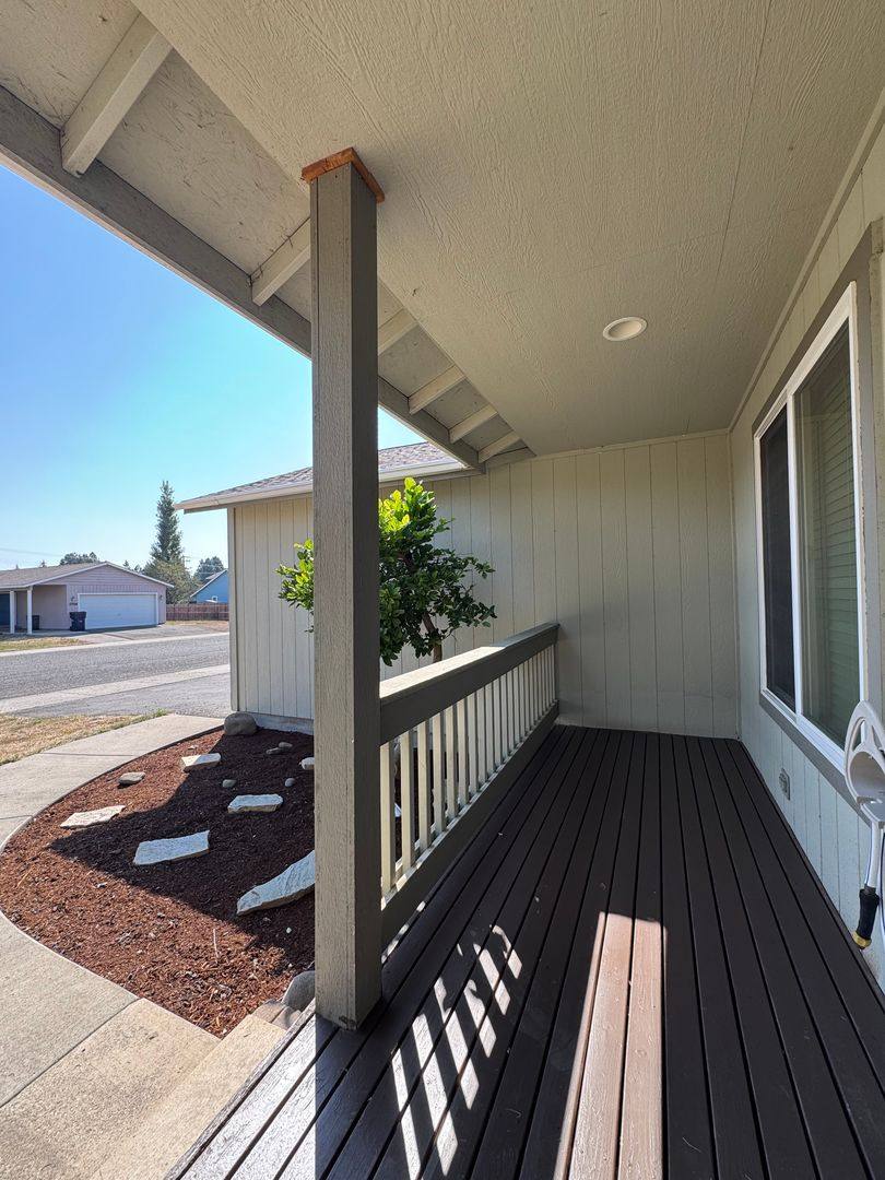 House for rent at 2707 N Canal St, Ellensburg, WA 98926