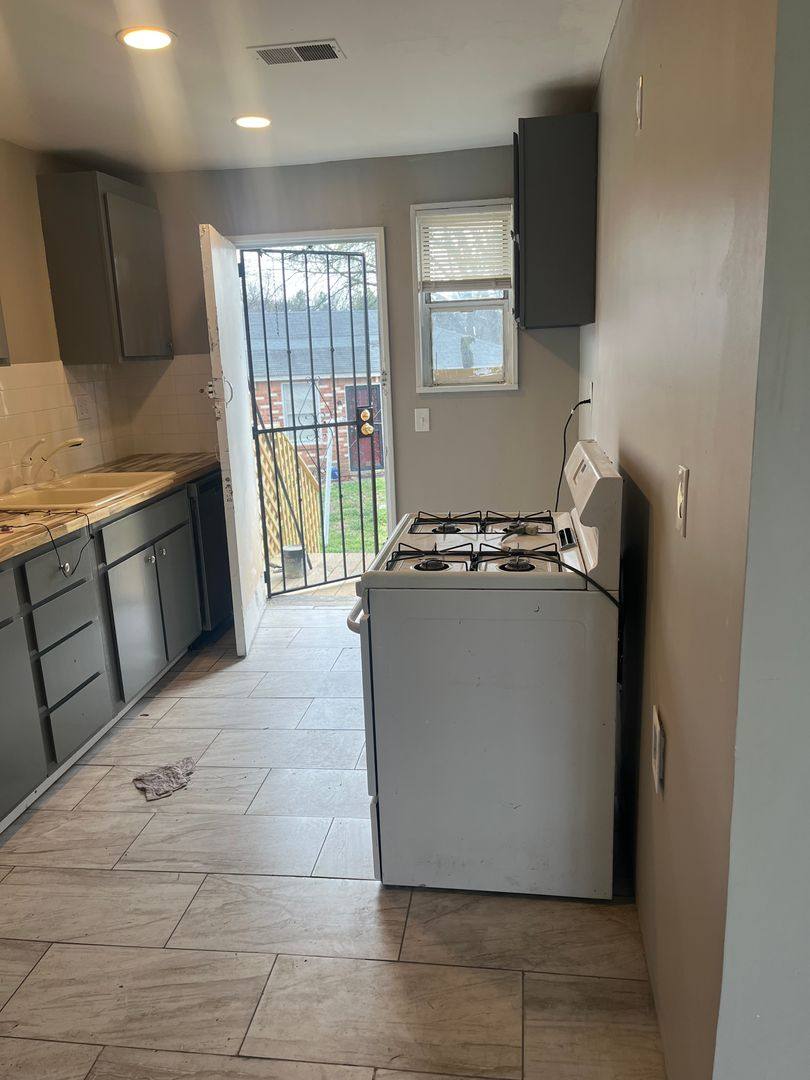 House for rent at 511 Jenson Rd, Memphis, TN 38109