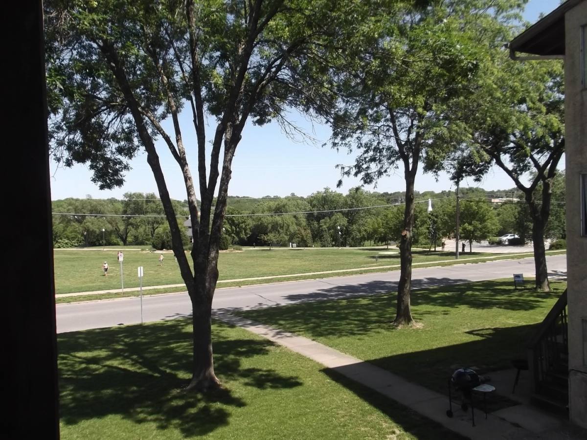 Apartment for rent at 711 Rockledge Rd, Lawrence, KS 66049