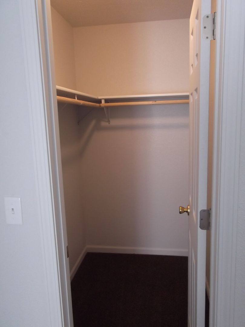 Apartment for rent at 711 Rockledge Rd, Lawrence, KS 66049