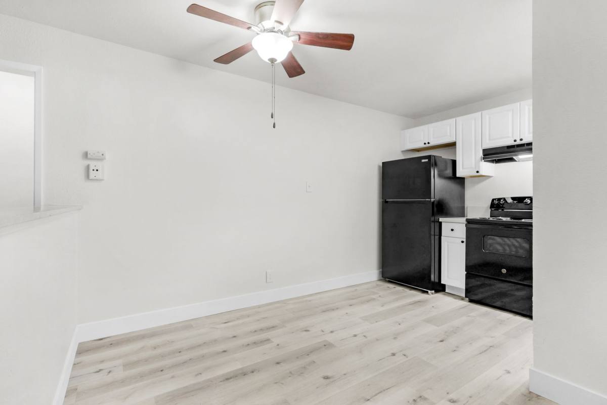 Apartment for rent at 5800-5818 Engle Rd, Carmichael, CA 95608