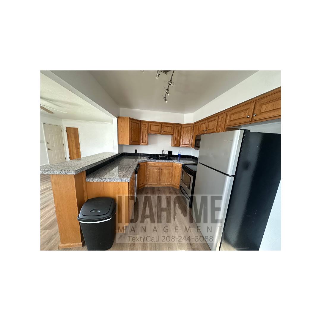 House for rent at 552 Euclid Ave, Pocatello, ID 83201