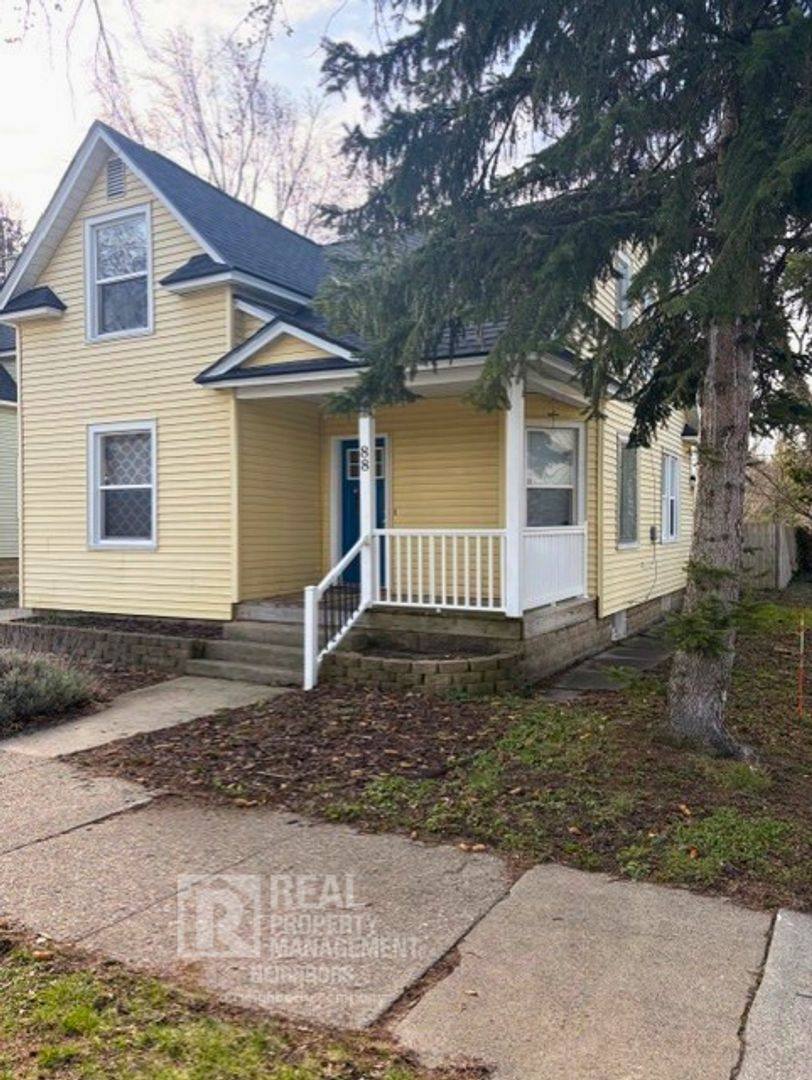House for rent at 88 E 18th St, Holland, MI 49423