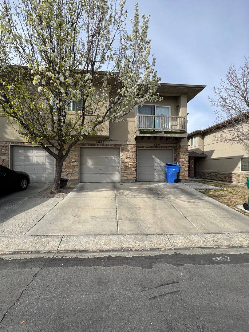 Townhouse for rent at 4846 W Stormy Meadow Dr, Herriman, UT 84096