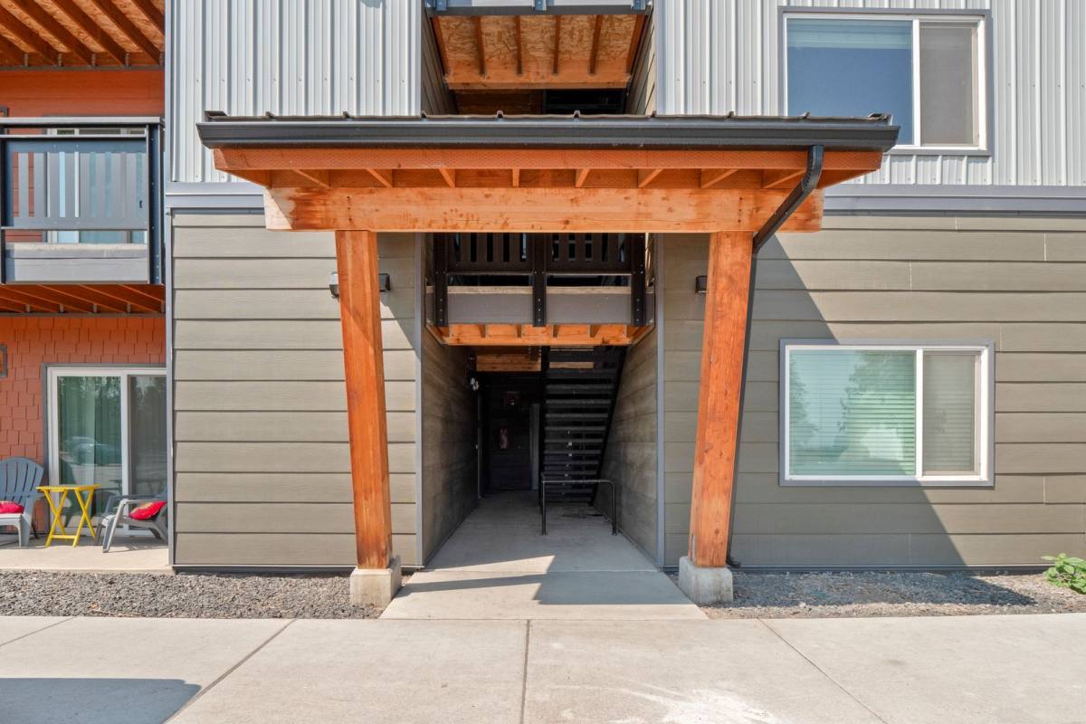 Apartment for rent at 1026 W 1st St, Cheney, WA 99004