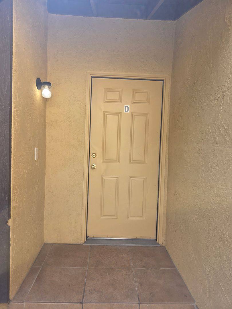 Apartment for rent at 4300 Isla Verde St, Bakersfield, CA 93301