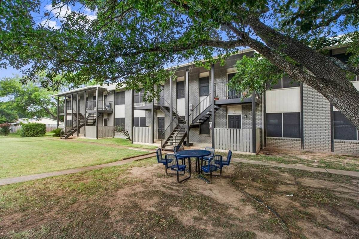 Apartment for rent at 11519 Pecan Creek Parkway, Austin, TX 78750