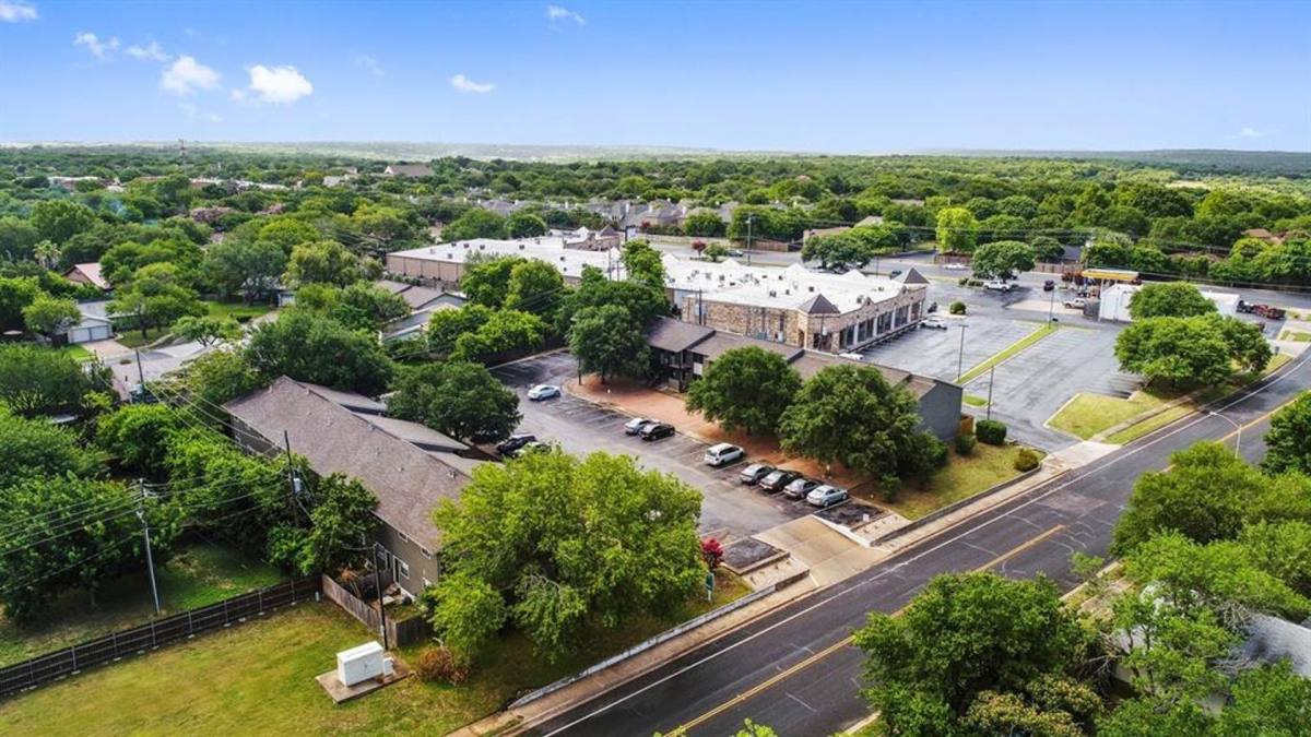 Apartment for rent at 11519 Pecan Creek Parkway, Austin, TX 78750