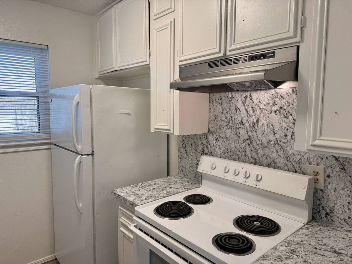 Apartment for rent at 1611 Bell St, Wichita Falls, TX 76309
