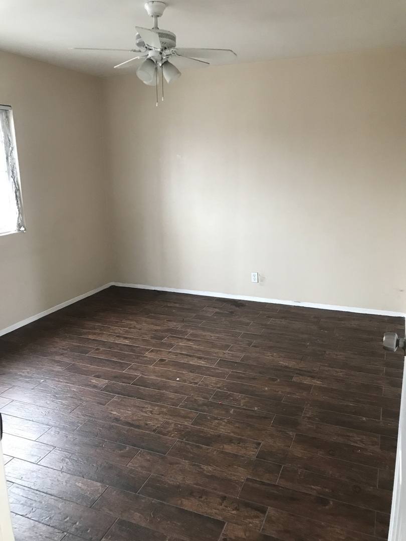 Apartment for rent at 607 E 81st St, Los Angeles, CA 90001