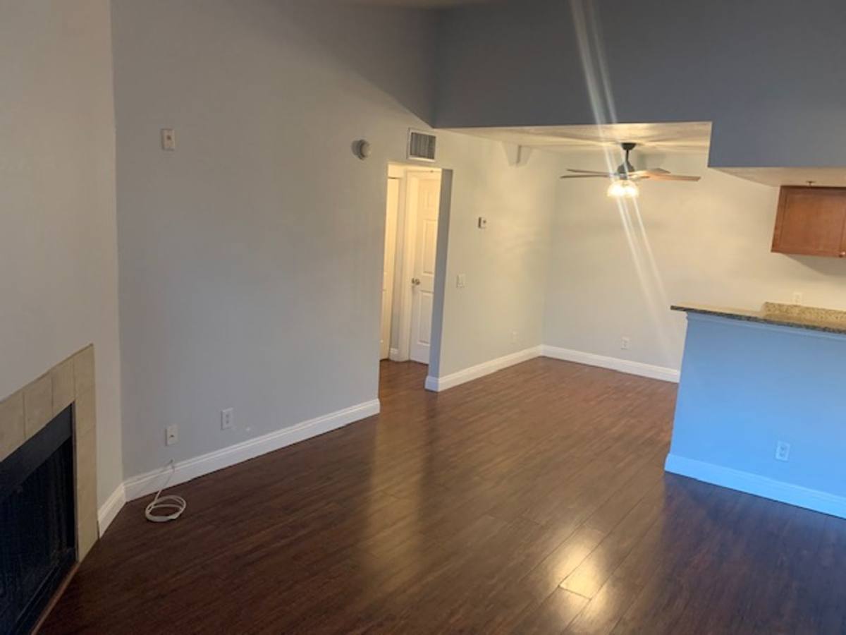 Condo for rent at 4200 Valley View, Las Vegas, NV 89103