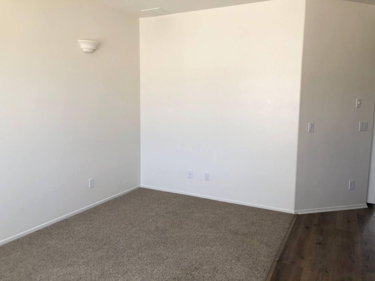 Apartment for rent at 1073 N Ventura Ave, Ventura, CA 93001