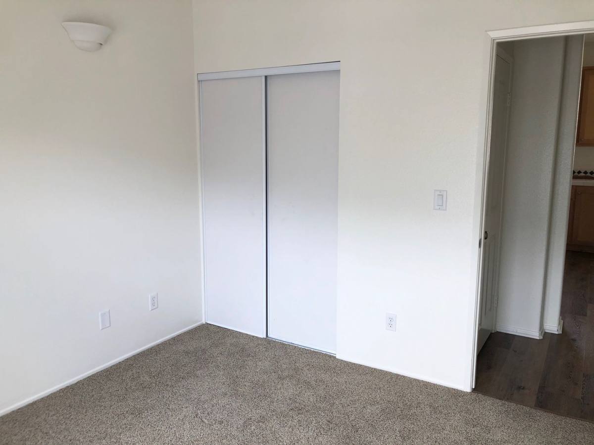 Apartment for rent at 1073 N Ventura Ave, Ventura, CA 93001