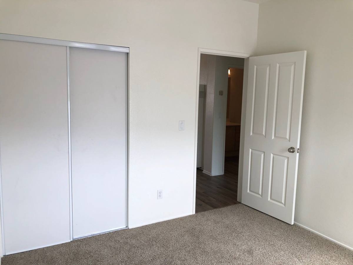 Apartment for rent at 1073 N Ventura Ave, Ventura, CA 93001