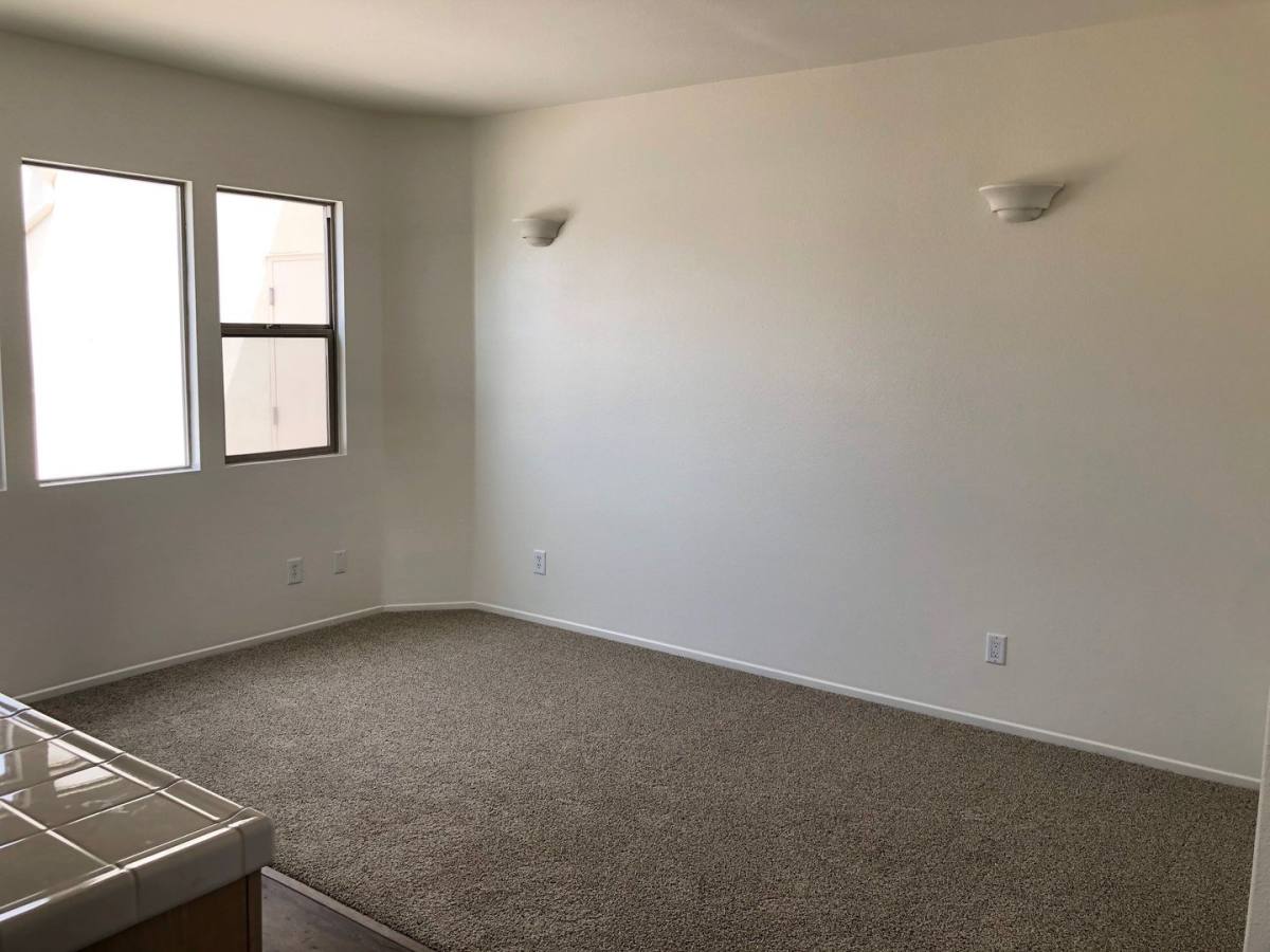 Apartment for rent at 1073 N Ventura Ave, Ventura, CA 93001