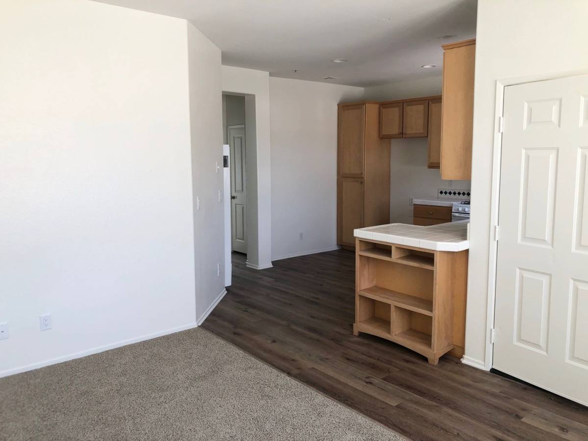 Apartment for rent at 1073 N Ventura Ave, Ventura, CA 93001