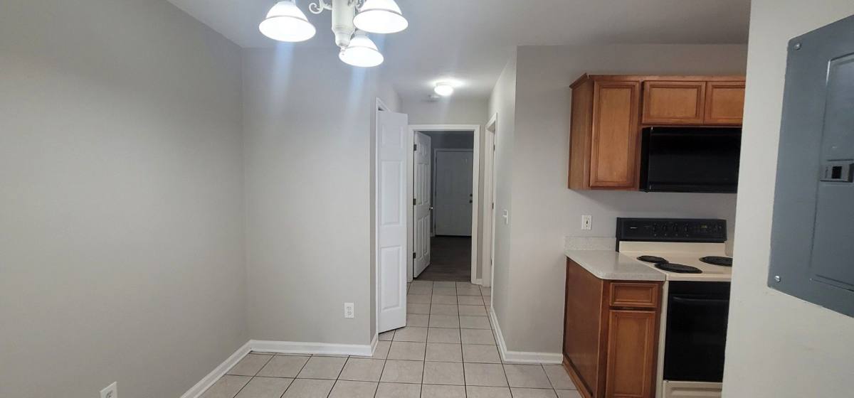 Townhouse for rent at 2525 Hartsfield Rd, Tallahassee, FL 32303