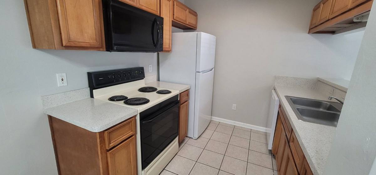 Townhouse for rent at 2525 Hartsfield Rd, Tallahassee, FL 32303