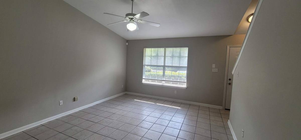 Townhouse for rent at 2525 Hartsfield Rd, Tallahassee, FL 32303