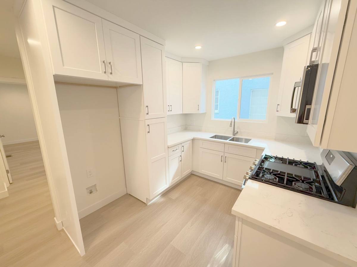 1235 N Brand Blvd, Glendale, CA 91202 - Apartment for Rent - Image 5