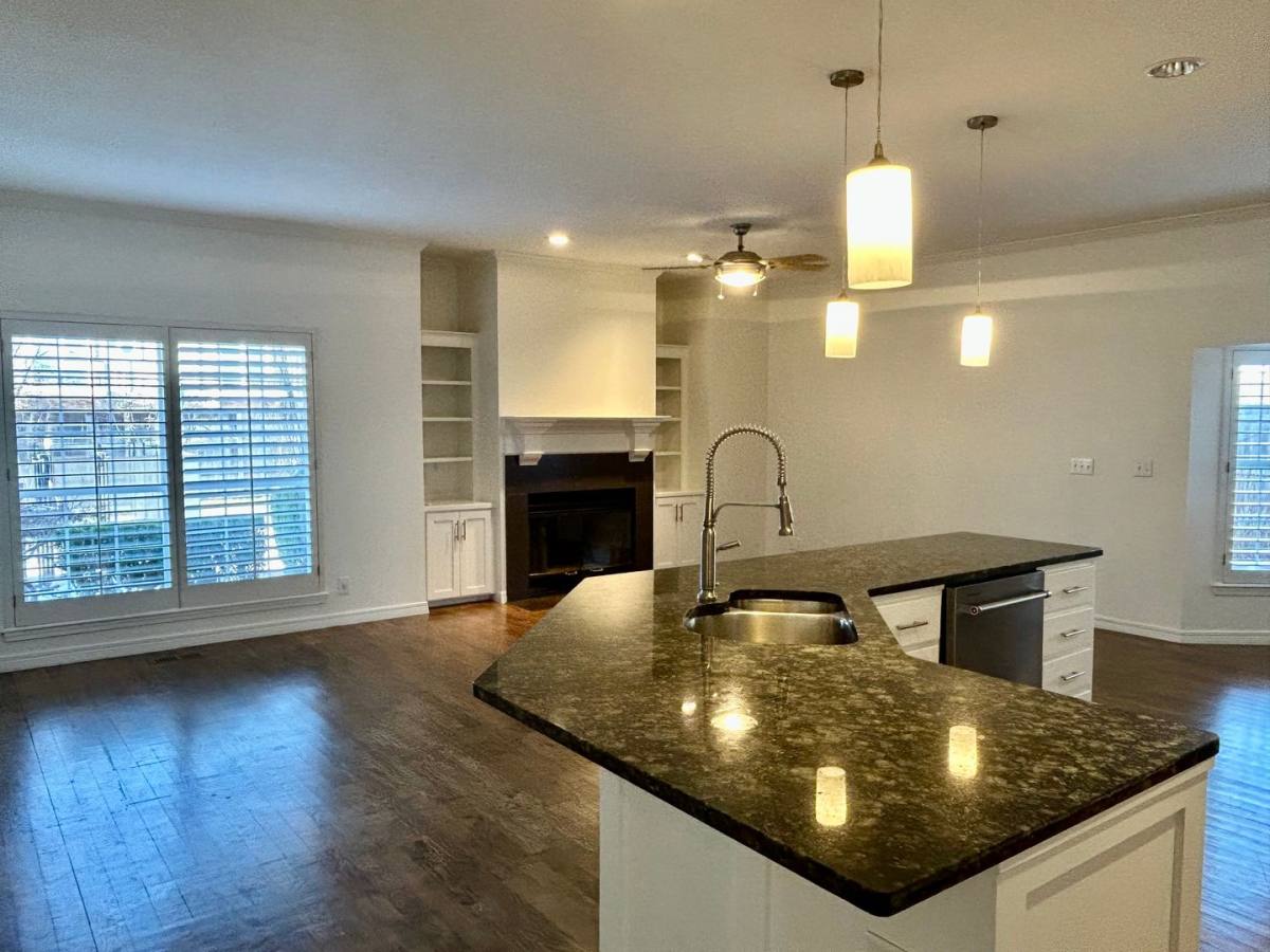 House for rent at 3712 S Orange Cr, Broken Arrow, OK 74011