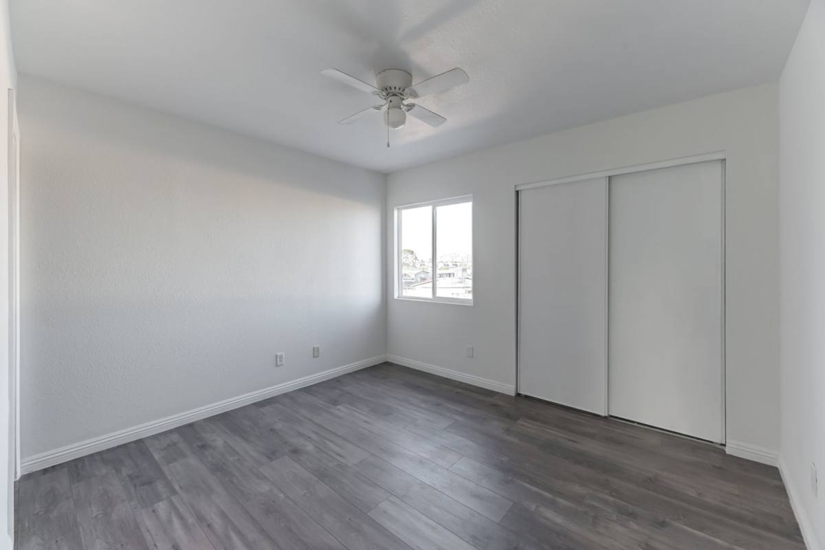 Apartment for rent at 29 Gold Bar Court, Las Vegas, NV 89110