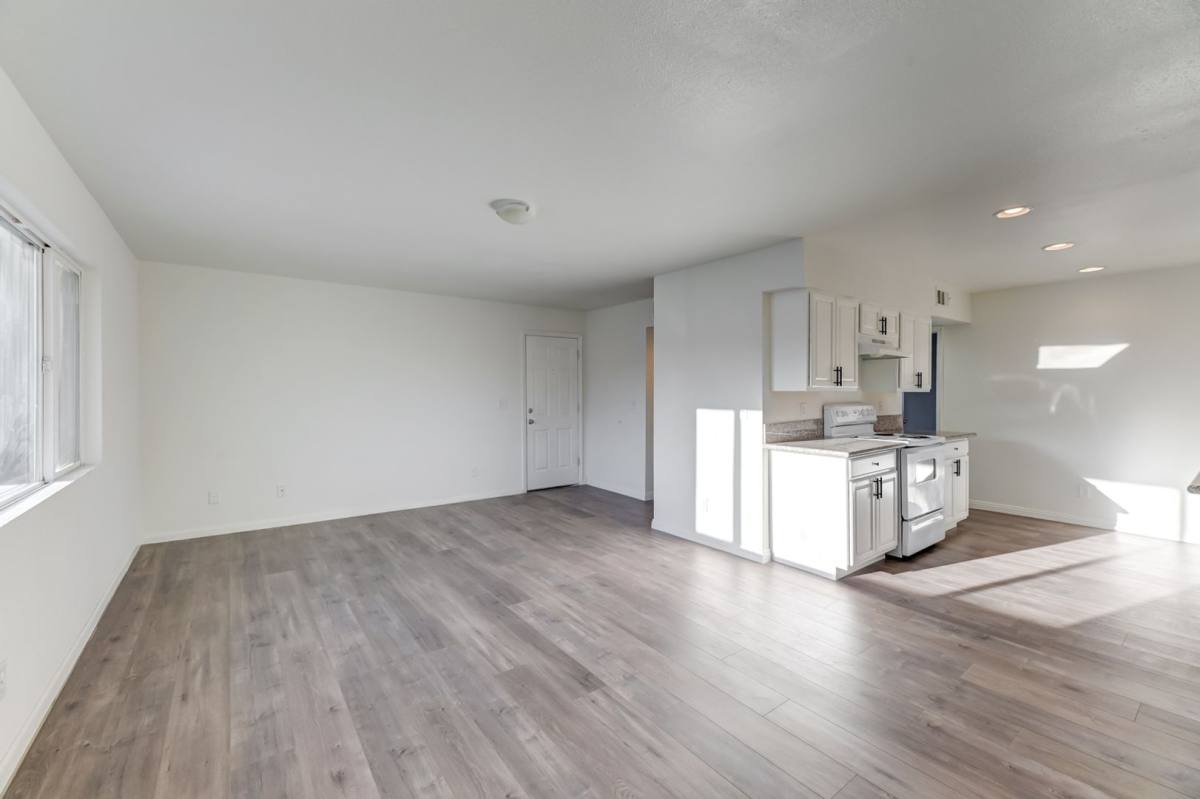 Apartment for rent at 29 Gold Bar Court, Las Vegas, NV 89110