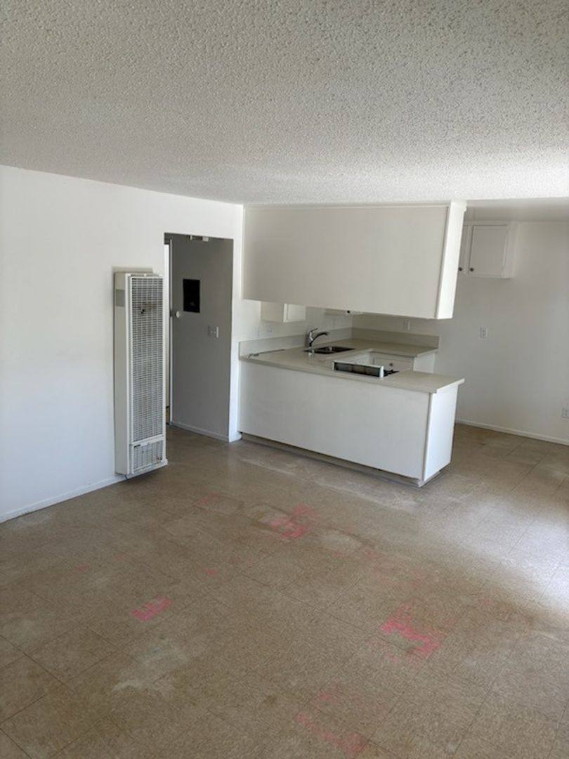 Apartment for rent at 501-505-509-513-517 N T St, Lompoc, CA 93436