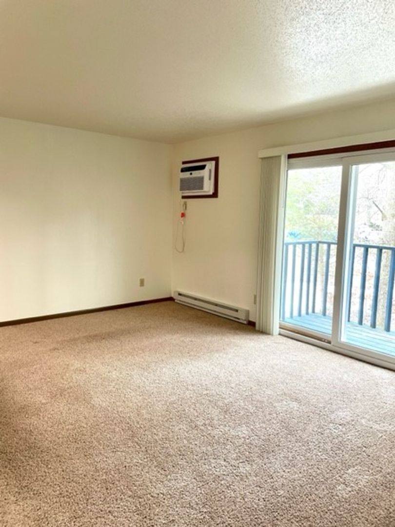 Apartment for rent at 919 Briar Lane, Altoona, WI 54720