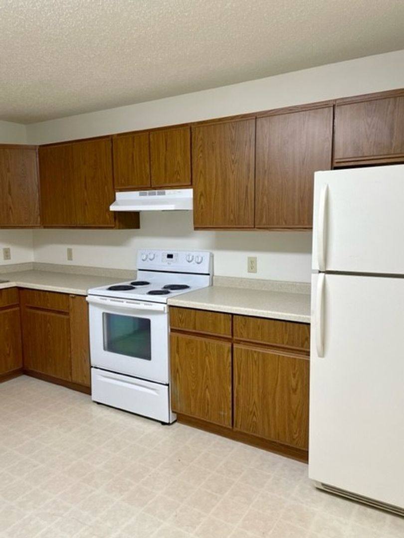 Apartment for rent at 919 Briar Lane, Altoona, WI 54720