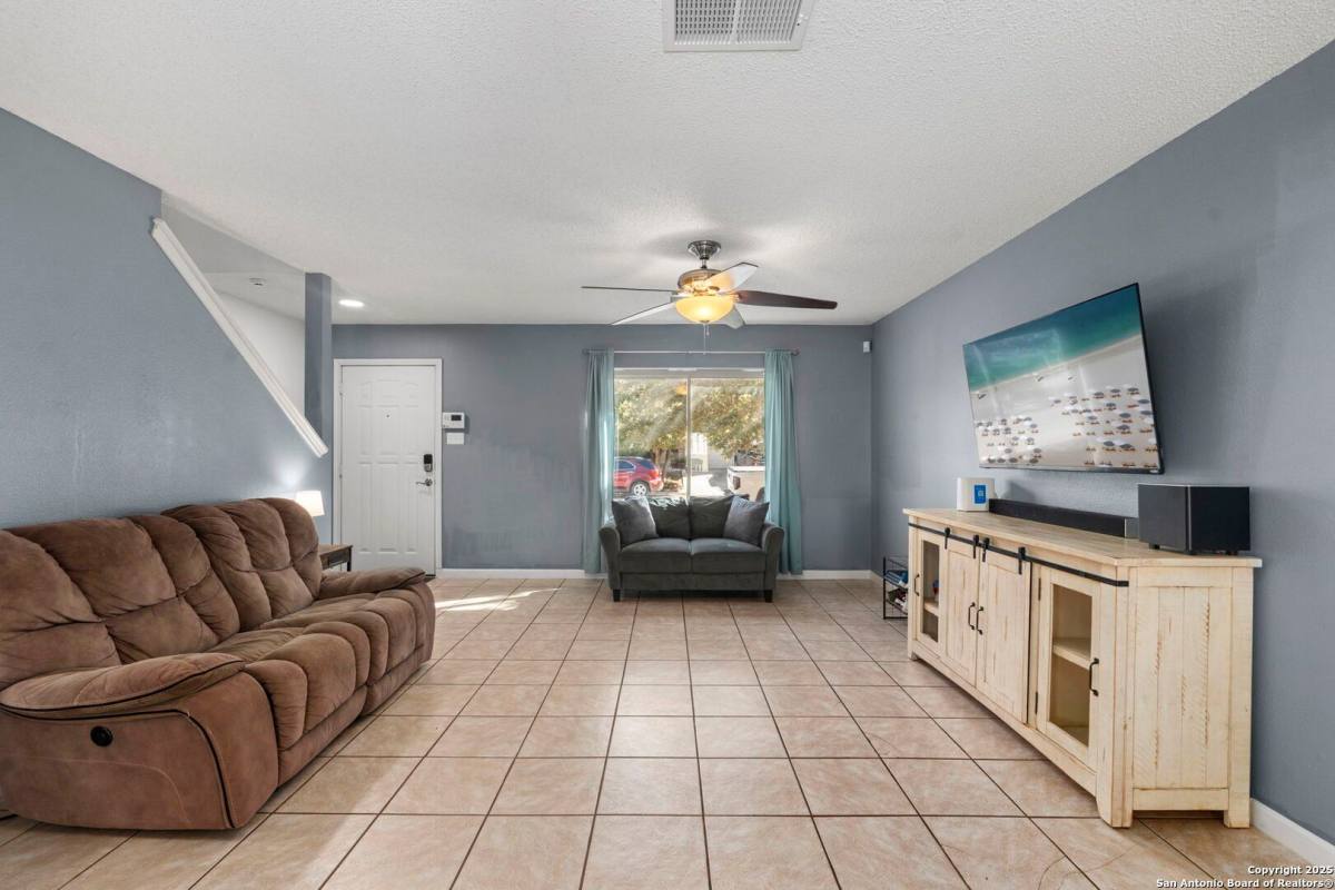 Condo for rent at 3315 Glacier Lake, San Antonio, TX 78222