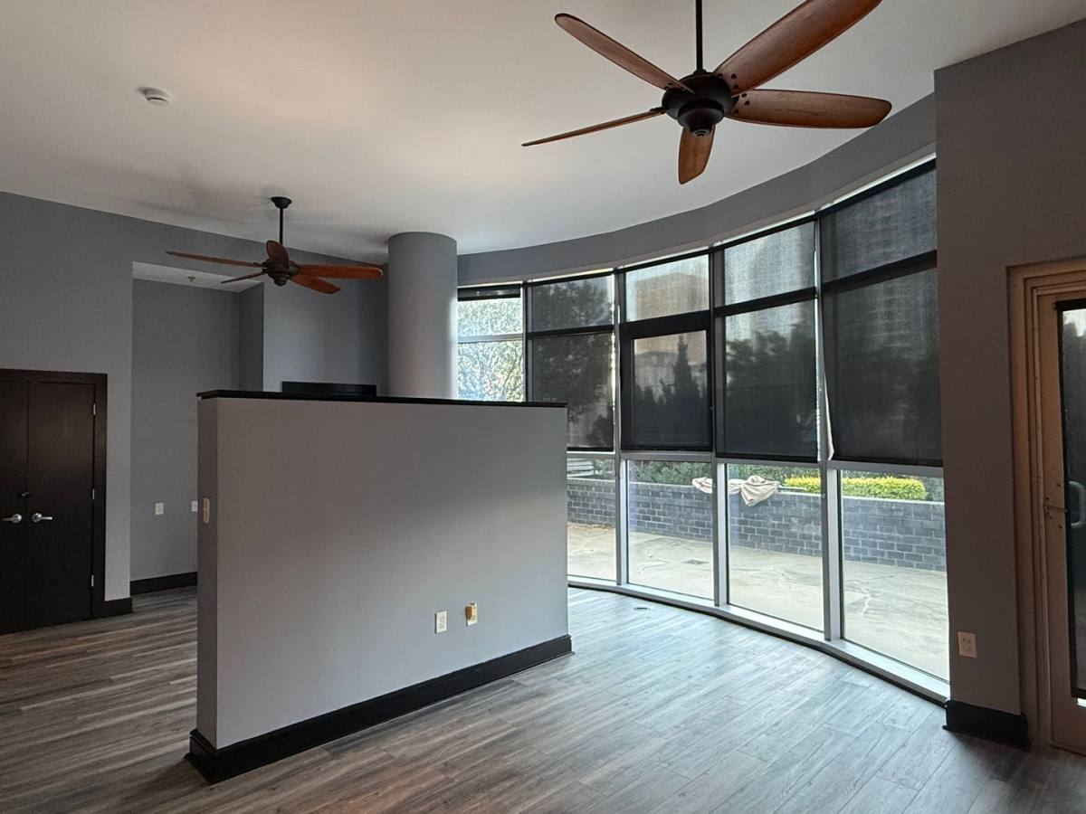 Condo for rent at 333 W Trade St, Charlotte, NC 28202