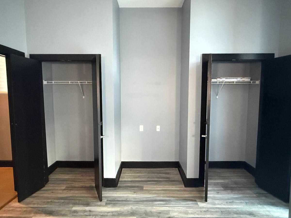 Condo for rent at 333 W Trade St, Charlotte, NC 28202
